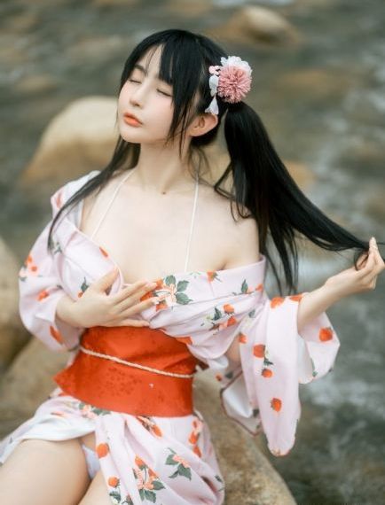 欧美无限制直播间_4K完整版观看