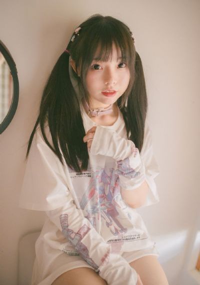 美女脱得精光连奶罩也不剩_DVD高清视频播放