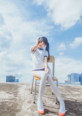 日本丰满大乳人妻无码苍井空_电影未删减版