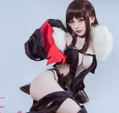 欧美老奶奶花裙_HD免费观看视频